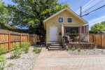 Charming little cottage located in Historic downtown